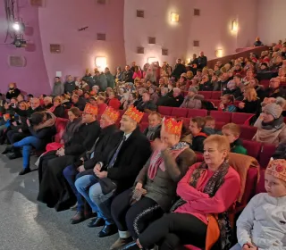 82392308 2819124958175257 8181126165814050816 