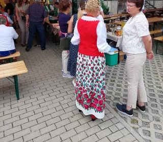 449090606 836467001336696 1811659140430065855 