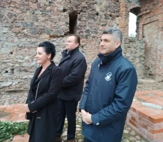 ab5e0a1a15b92835cbe71ec7c8a69f00