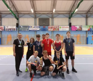 ac6e7c5f7a6c6de2a899bcd82e095ff2