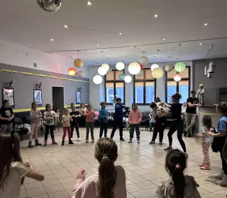 476591147 527471073096805 6032620474863748347 