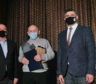 b44feba60509aff324e8f8fd657239a2