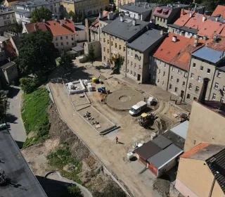 bf215b110bd2e971b93f59b40ec28abf