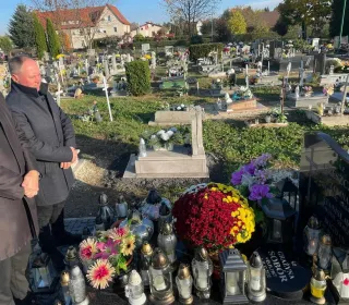 368826425 298332569762978 4101831761354391247 