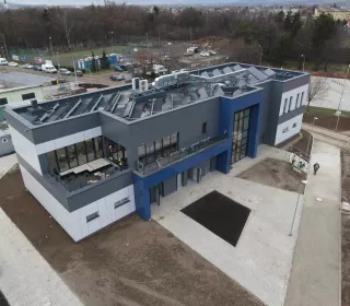 462579757 566470382811936 1337777962218016456 