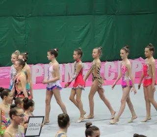 56907727 598974743954165 7567335408904699904 