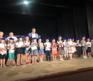 64575736 826142257766703 5180870898562891776 