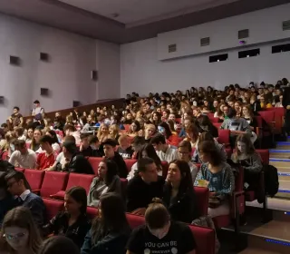 d2ea294dbdba361cfd9dc54b72c1c80c