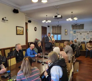 d6cc86b5a741d6ca03a612cd2156c9a9