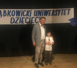 64289706 398007530817626 1885665860429807616 