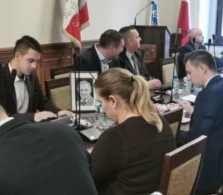 db79104a1823c8e1acbb83cb94d0c855