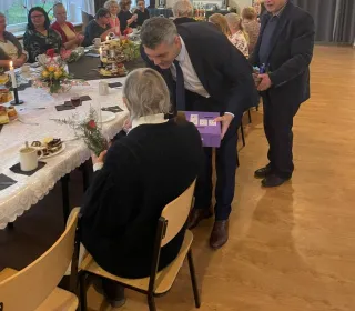 dc09dfd0f8e900ced23581ab2d044f7c