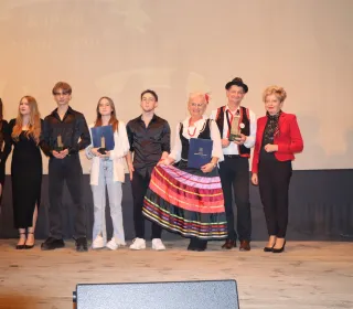 e00c43c48ee8ad837f3b7a78b367bbeb