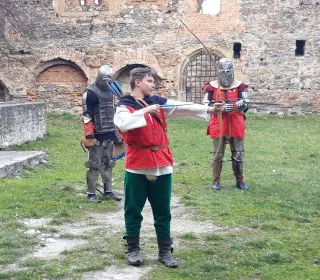 55512200 324036781648285 755135802748436480 