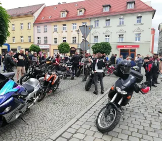 62062653 846435292381588 1161317843547979776 