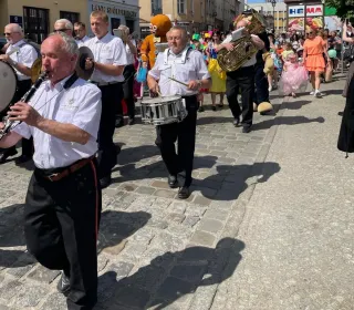 348386612 283817187327042 5844944039812826661 