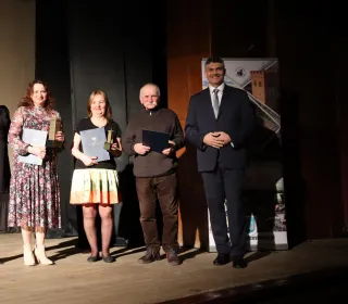 eb2aa6c6066d348943cc6c0076e211c1