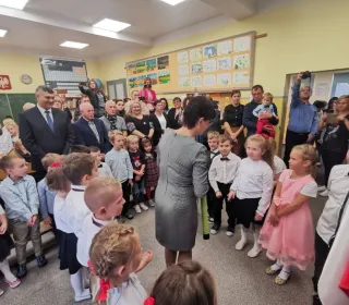 72163748 2621260684601102 8316610359410556928 