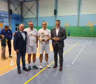 ec87e69ad836d914392fe4816555b65b