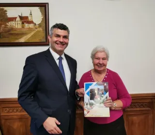 246577858 418583263169437 8853747066667880815 