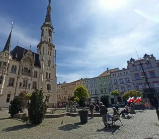 f59d083295145c7eb40660e1375592c2