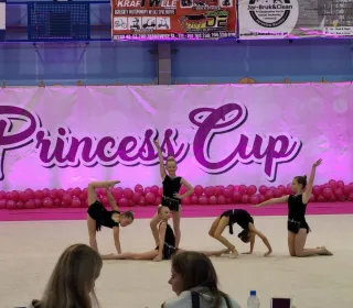 f61c8df53a123ff0bb83591c6be898c9