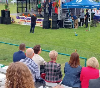 449056864 786296903492217 1714341757705667914 