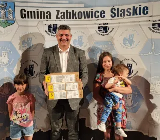 f827ef5fdf507ea1a29107d9b57e597f