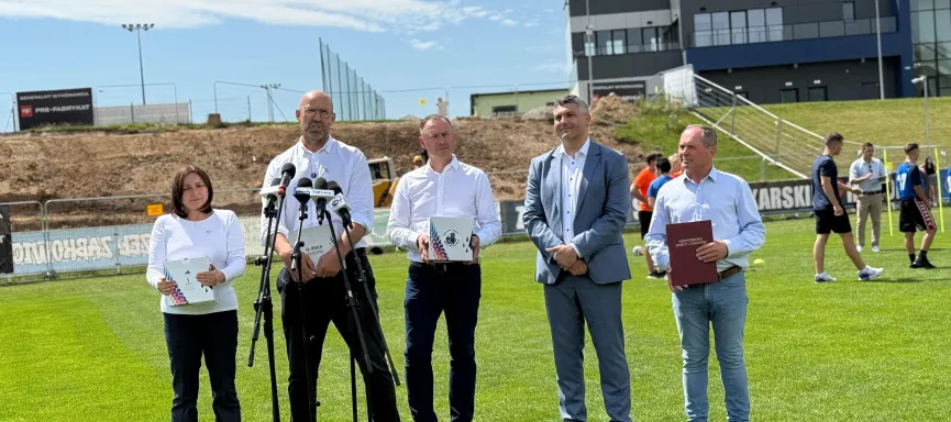 blisko 16 milionów na odbudowę letniego basenu