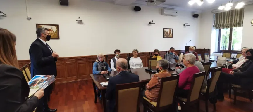 246785379_422213062804315_8735456986757447290_n